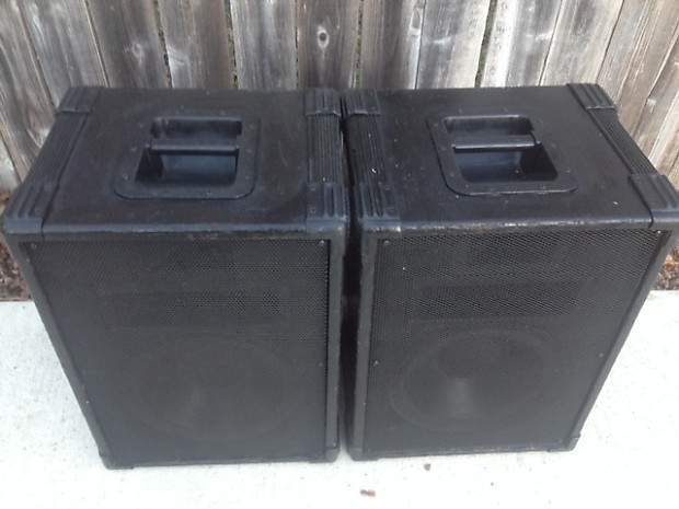 Klipsch KP 201 speakers
