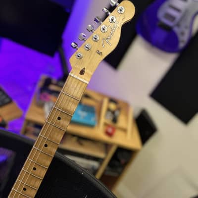 Fender J Mascis Signature Telecaster 2021 - Present - Bottle Rocket Blue Flake image 5