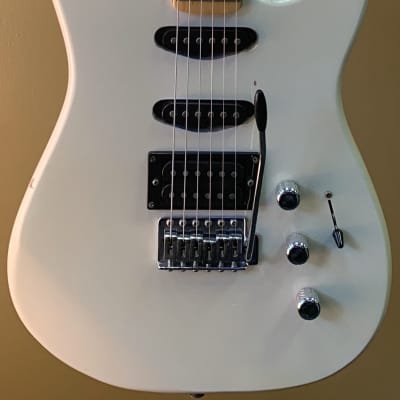 Squier II by Fender Stratocaster Pearl Metallic 1989 image 2