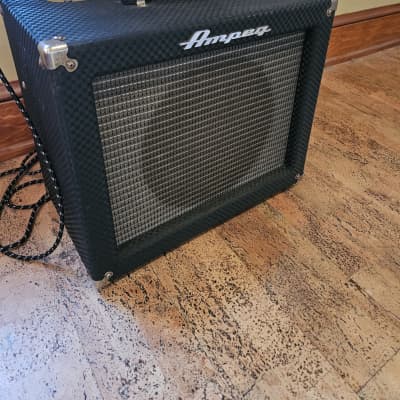 Ampeg Model J-12R Jet II 15-Watt 1x12