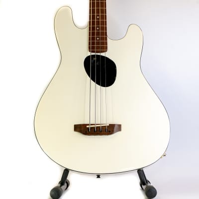 Kramer Ferrington Acoustic-Electric Fretless Bass with Gigbag - White for sale