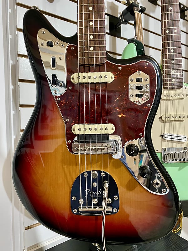 ギター Fender American vintage 62 Jaguar OWT Fender American Vintage '62 Jaguar | Reverb Canada