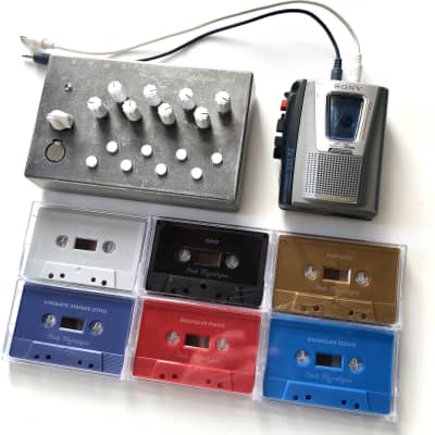 Onde Magnétique OM-1 Cassette Synthesizer - YouTube