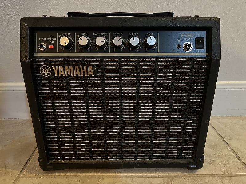 Yamaha F-20 Guitar Amp