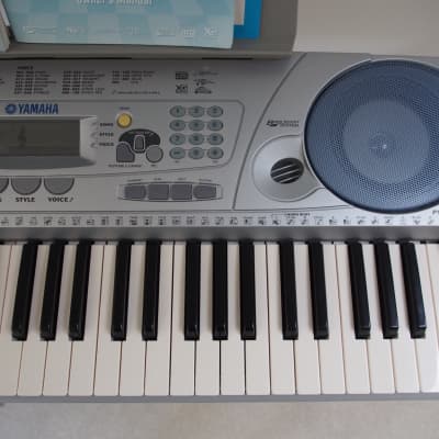 Yamaha PSR-275 Keyboard image 5