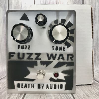 Death By Audio Fuzz War V1 2009 grey/white/black | Reverb