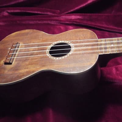 Maton ukulele 1960's natural satin image 1