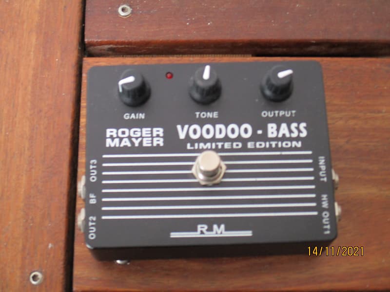 Roger Mayer Voodoo-Bass Limited Edition Black