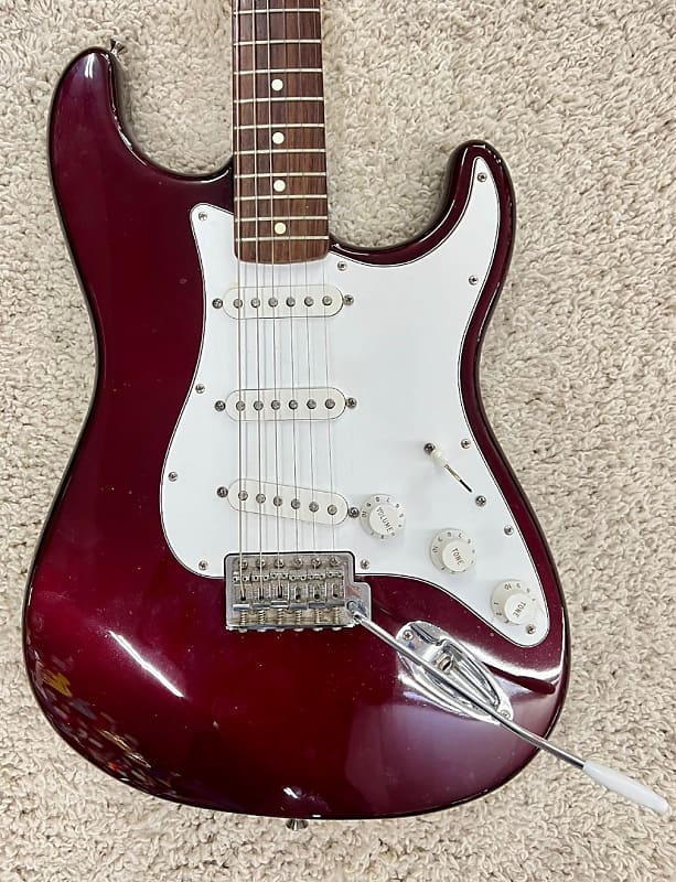Fender Standard Stratocaster Electric Guitar MIM with Gig