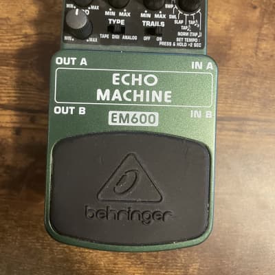 Behringer EM600 Echo Machine Pedal