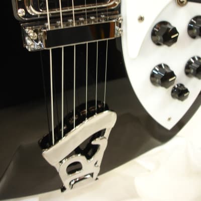 Rickenbacker 330 Thinline Semi-Hollow Electric Guitar - JetGlo image 4