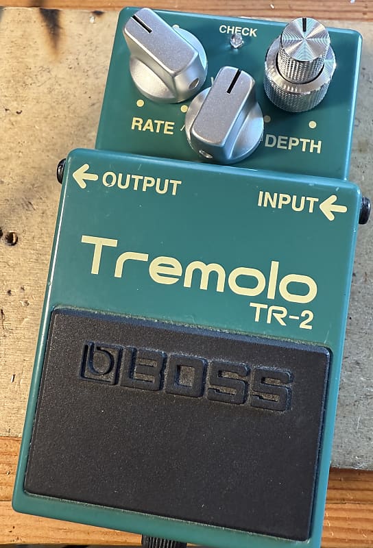 Boss TR-2
