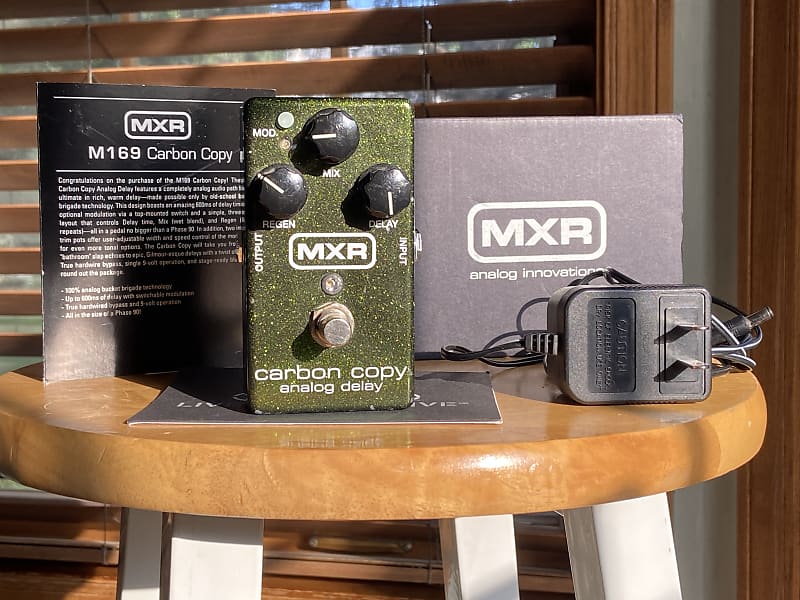 MXR M169 Carbon Copy Analog Delay