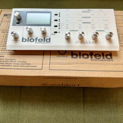 Waldorf Blofeld Desktop Synthesizer 2007 - Present - White