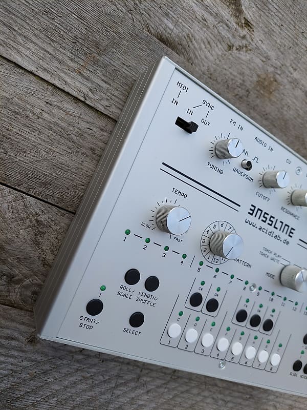 Acidlab Bassline 3 | Reverb UK