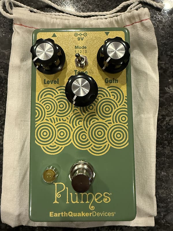 EarthQuaker Devices Plumes Small Signal Shredder