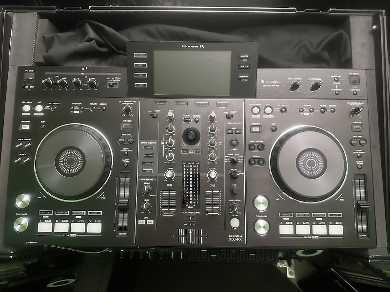 Pioneer XDJ-RX Digital DJ System