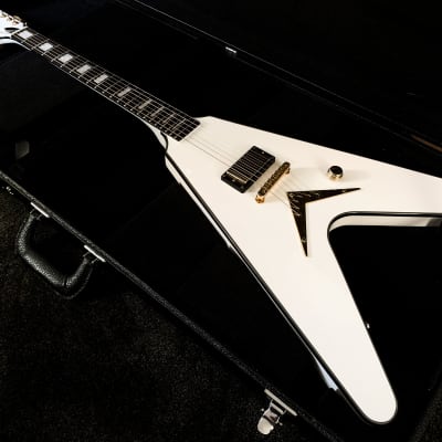 Dean V Custom (2019) - ヴィンテージホワイト Dean V Custom (2019) - ヴィンテージホワイト Dean V Custom