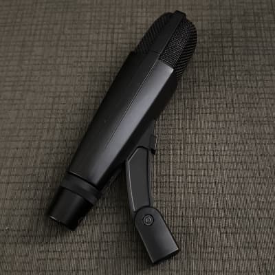 Sennheiser MD 421 II Cardioid Dynamic Microphone 2002 - Present - Black