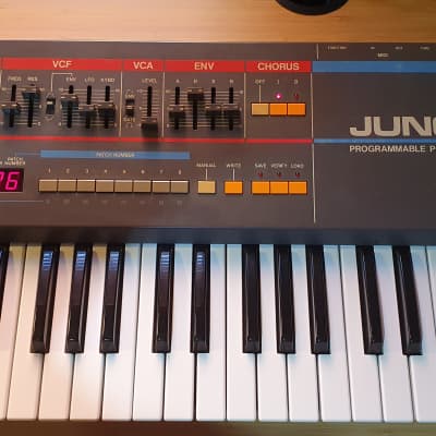 Roland Juno-106 61-Key Programmable Polyphonic Synthesizer 1984 - 1985 - Black image 8