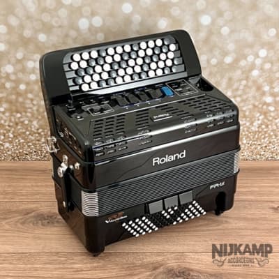 Roland FR-1XB BK V-Accordion 2022 Black image 1