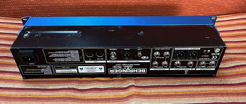 Behringer V-AMP Pro Rackmount Amp Modeler and Multi-Effect