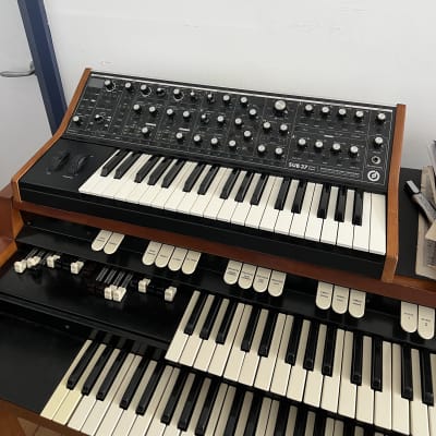 Moog Sub 37 Tribute Edition 2010s - Black
