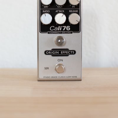 ORIGIN EFFECTS Cali76 初期 Origin Effects Cali76 FET Compressor Pedal - Black | Sweetwater