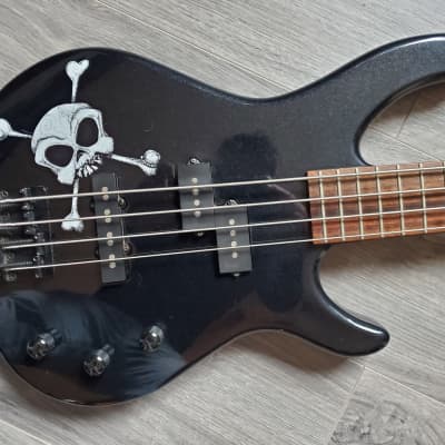 Squier MB-4 - Skull and Crossbones Bass image 2