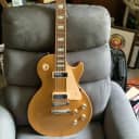 Gibson  Les Paul  Deluxe Gold Top 2001