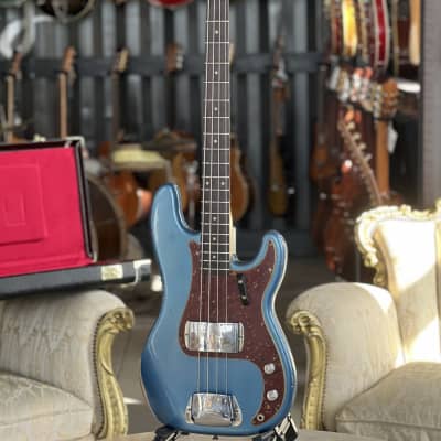 Immagine Fender Custom Shop 64 PRECISION BASS RELIC® Aged Lake Placid Blue - 1