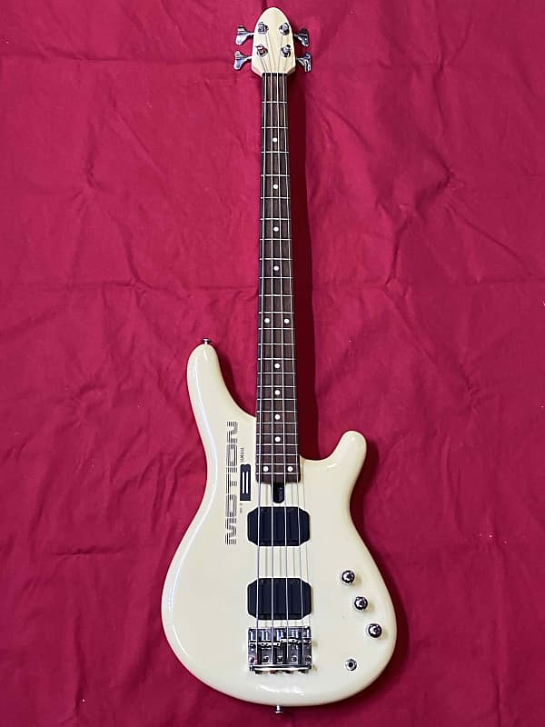 Yamaha MB-III Motion Bass 1980's Medium Scale Electric Bass Guitar