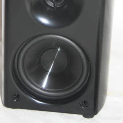 USED Klipsch HD Theater 300 Satellite Speaker Replacement w Wall Bracket Black USED / Working VG image 5