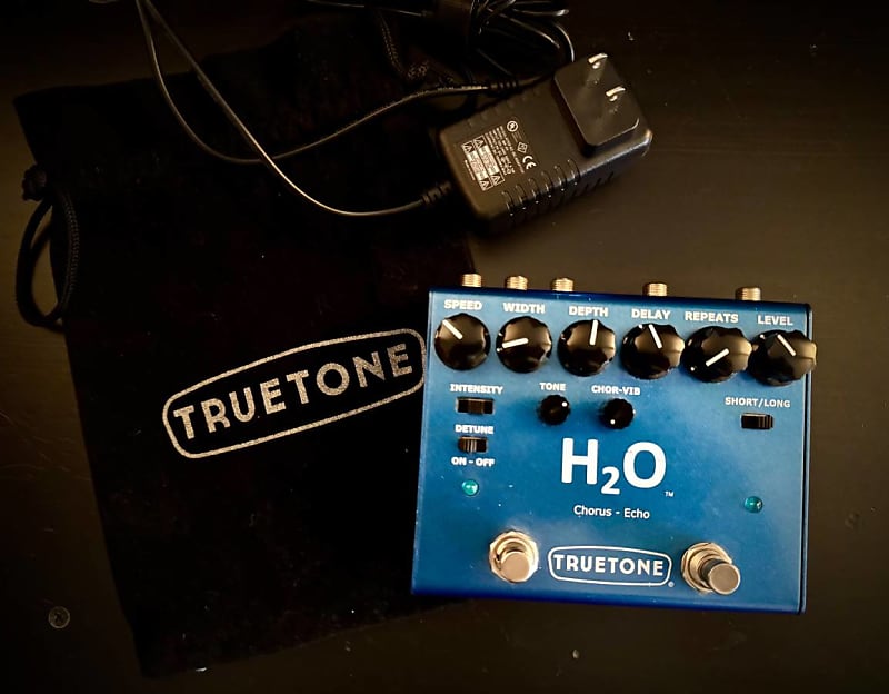 Truetone H2O V3 Chorus and Echo | Reverb
