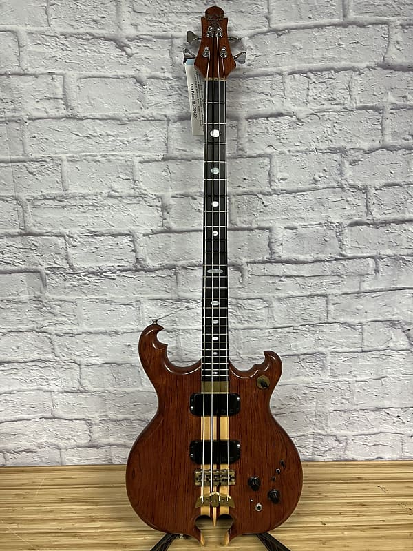 【希少】ALEMBIC DISTILLATE 2PU BASS 1983 1983 Alembic Distillate – Caldwell Guitars Nashville
