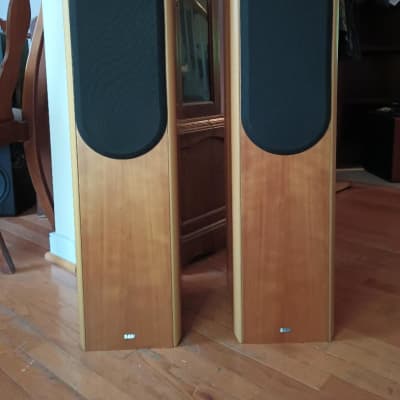 B&W CDM 7 special edition audio speakers in mint condition -  2000's image 2