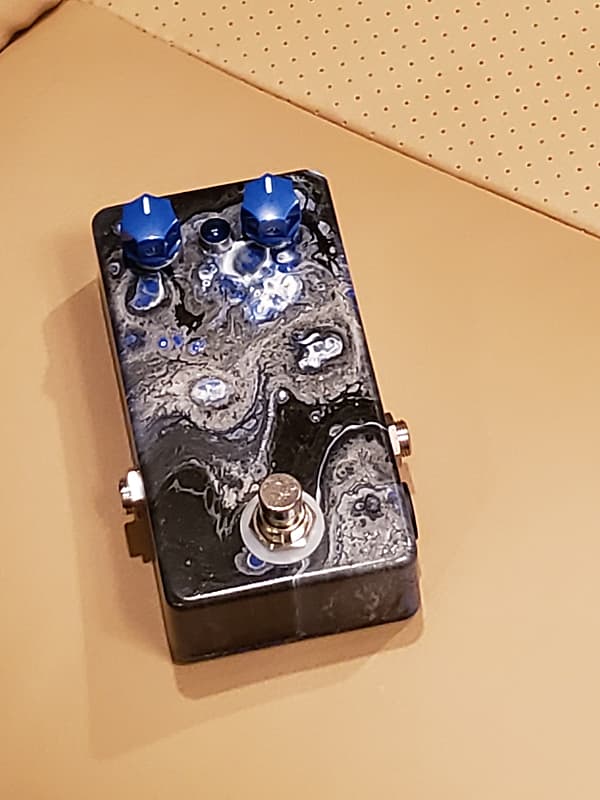 K Pedals Harmonic Percolator Fuzz Pedal Clone Reverb