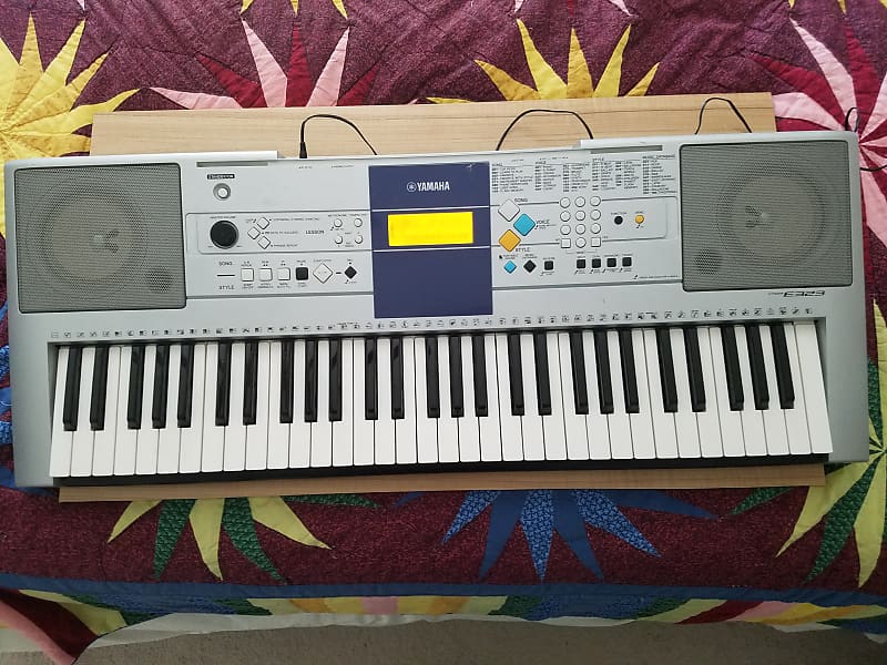 Yamaha Digital Keyboard Psr E323 Ypt 320 reverb.com