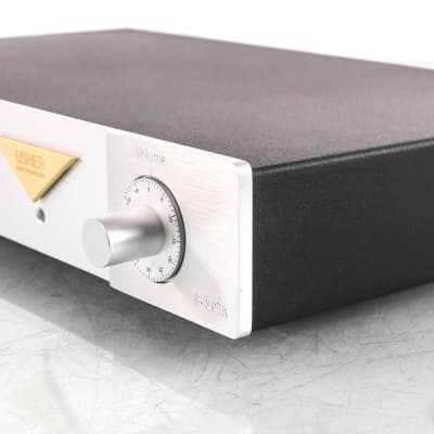 Usher P-307A Stereo Preamplifier; MM Phono; Silver | Reverb Usher P-307A Stereo Preamplifier; MM Phono; Silver | Reverb