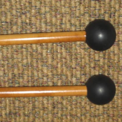ONE pair new old stock (with packaging) Vic Firth M5 American Custom Keyboard Medium Hard Rubber Mallets, 1" Balls, for Xylophone (Xylo), Marimba, and Vibes. (VIC-M5) black hard rubber 1" balls, birch natural wood shafts (sticks) image 4