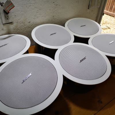 Bose FreeSpace DS 40F White Install LoudSpeakers - Bundle of