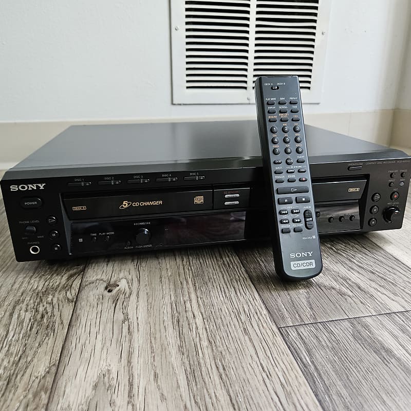 Sony RCD-W500C 5 Disc Changer + CD Recorder (Dual Drive) w Sony RCD-W500C 5 Disc Changer + CD Recorder (Dual Drive) w