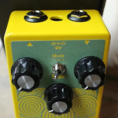EarthQuaker Devices Blumes Low Signal Shredder 2024 - Present - Yellow / Green image 2