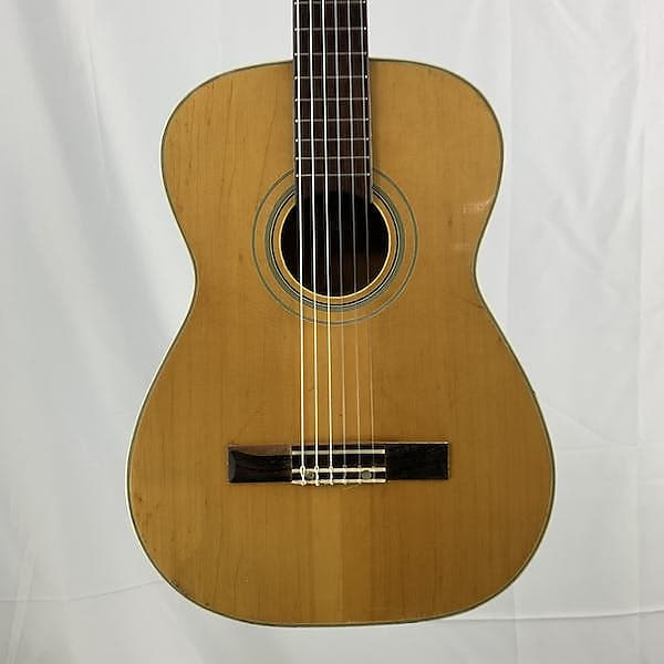 Reverb used classical guitars on sale