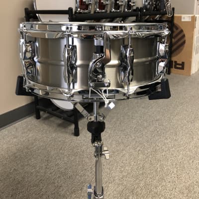 Yamaha RLS-1455 Recording Custom 5.5x14" Stainless Steel Snare Drum image 2