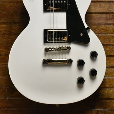 096 epiphone lespoul studio エピフォン Epiphone Les Paul Studio Wine Red エレキギター レスポール
