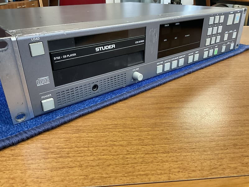 STUDER D732 CD player professional