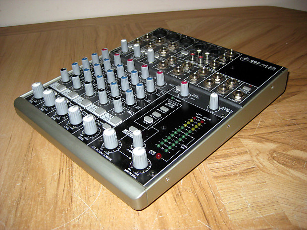 MACKIE 802-VLZ3 マイク/ラインミキサー Mackie 802 Vlz3 8 Channel Compact Audio Mixer for sale