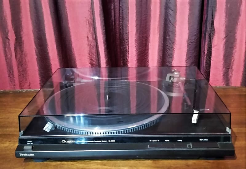 Technics SLQD33 Quartz DirectDrive Automatic Turntable Reverb