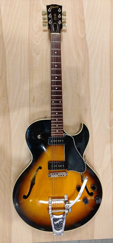Gibson ES 135 Mid 90's Bigsby Sunburst | Reverb